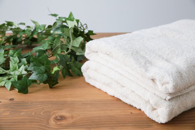 旦那さんのバスタオルが茶色に 着色の原因と落とし方は にこにこライフ